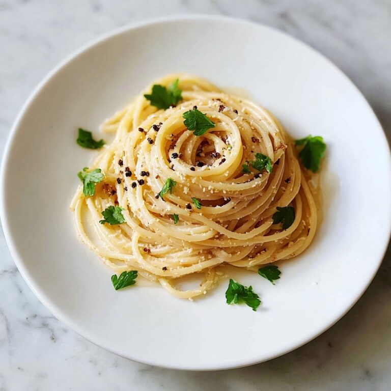 Spaghetti with Garlic and Oil (Aglio E Olio) Recipe